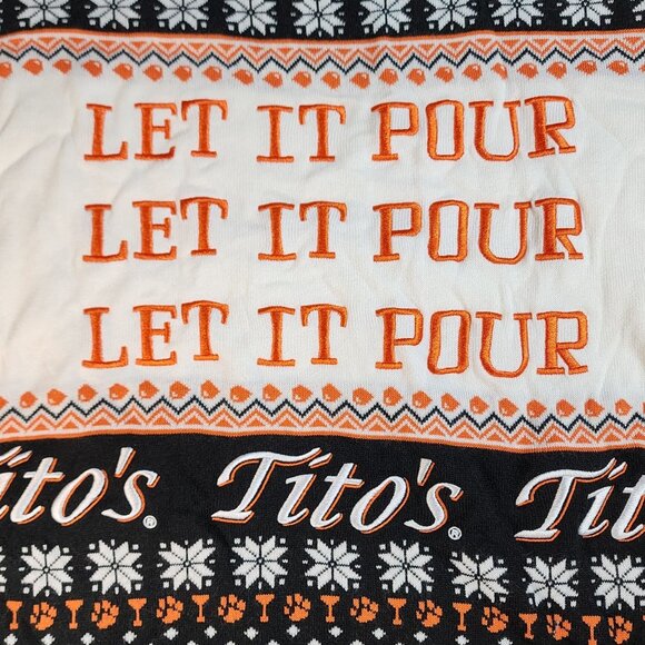 Titos Handmade Vodka Let It Pour Ugly Christmas Sweater Large - Picture 1 of 9